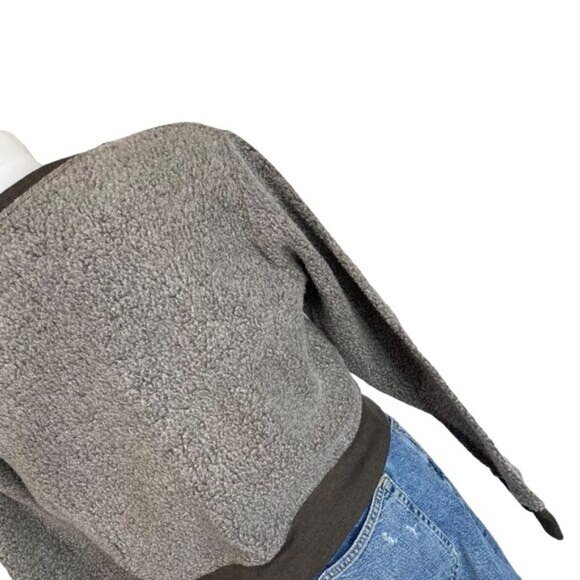 GoodLife Grey Crop Sherpa Sweatshirt Reversible Made in the USA Sweatshirt - Picture 11 of 12